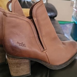 Bos&Co ankle boots. Size 9.5 in American